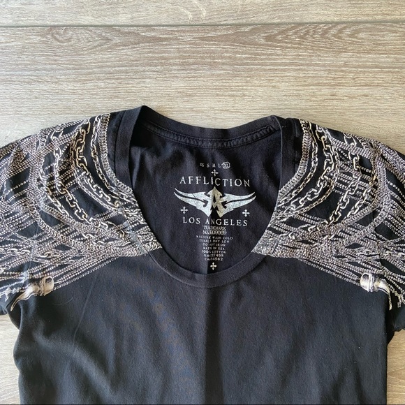 Affliction Chains Print Ruched Braided Back Tunic Top - Picture 7 of 16